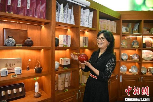 云南“以茶为媒” 打开与世界交流的窗口.jpg