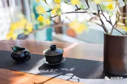 《陆羽茶经》：一之造