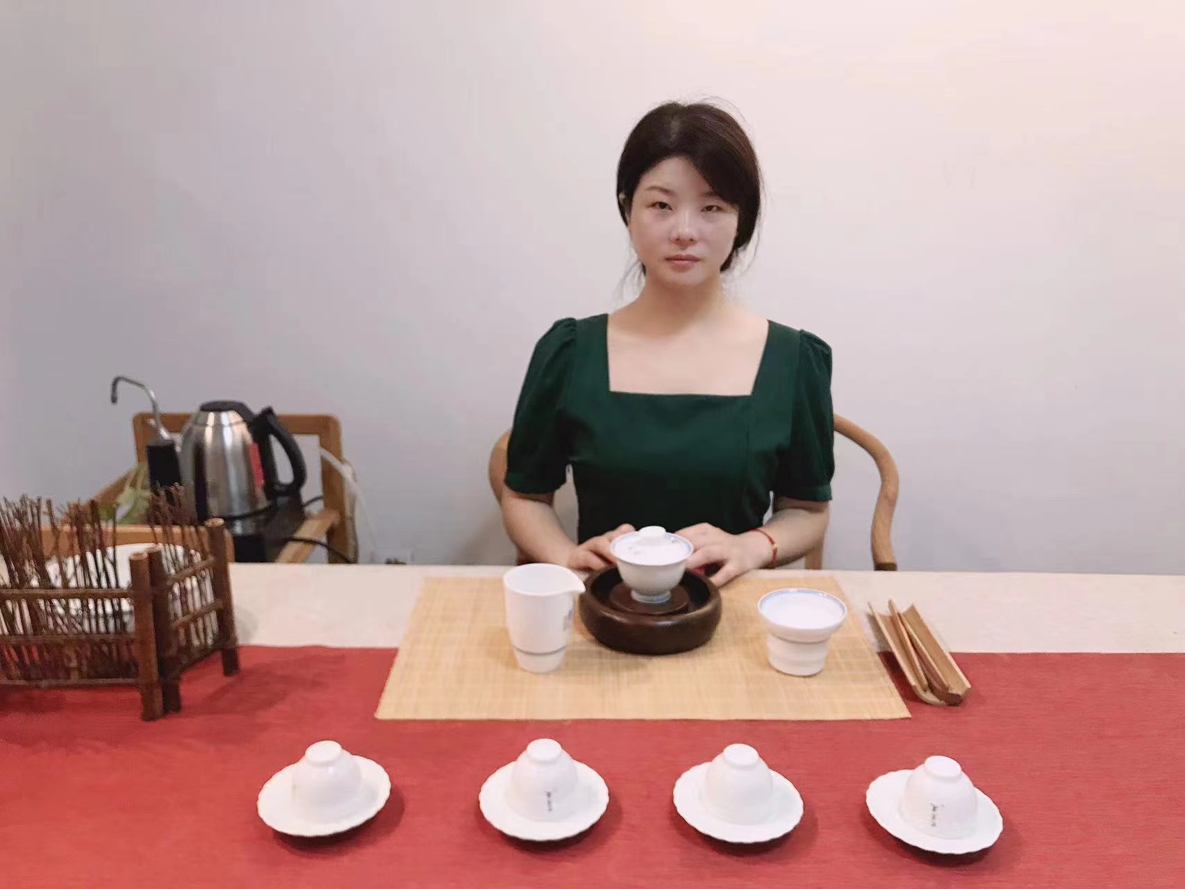 小罐茶梅江：用标准化的产品去做品牌