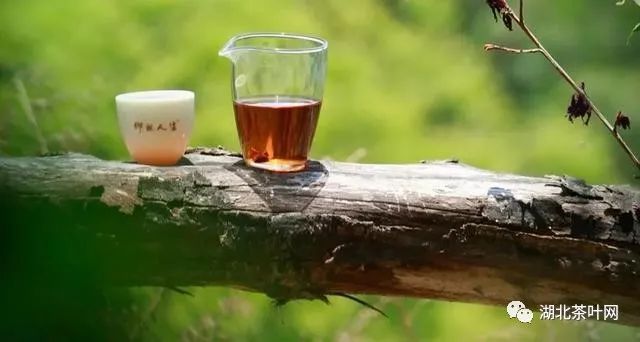 有茶的日子是幸福