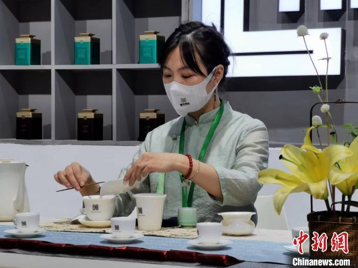 安徽茶博会引全国名茶汇集 签约项目金额超15亿元