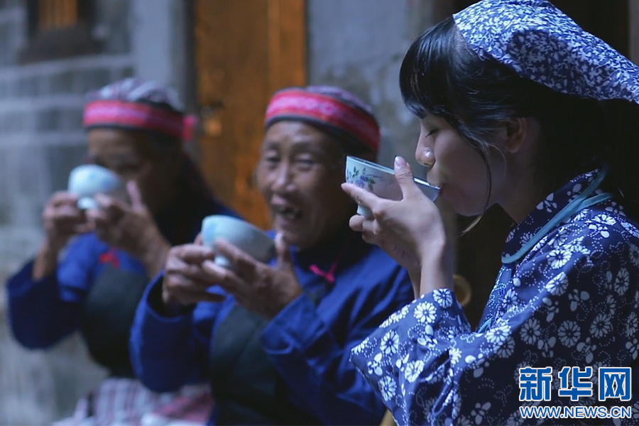 探秘赣南客家擂茶：擂钵如何杵出“神奇药饮”