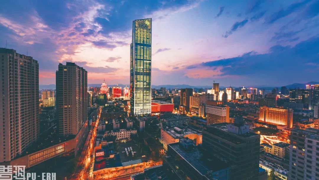 人行草木间 山水归一壶