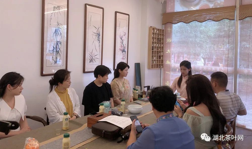 闲饮佳茗--第九期“艺茗品”，喝茶讲茶学习茶的茶会成功举办