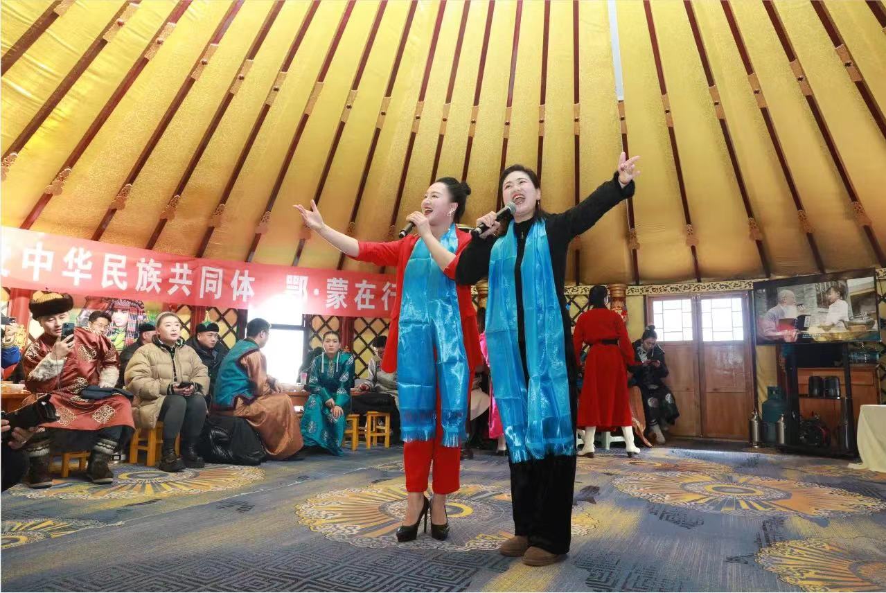 湖北省民宗委开展“送茶送文送健康北疆行”活动